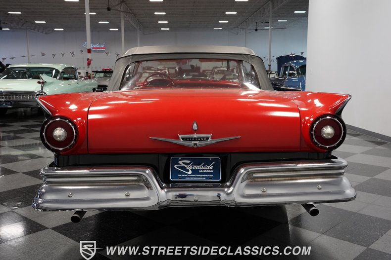 Unknown-Fairlane-1957-Black-Red-23