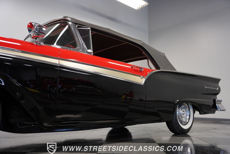 Unknown-Fairlane-1957-Black-Red-25
