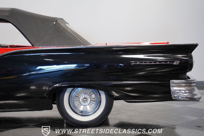 Unknown-Fairlane-1957-Black-Red-27