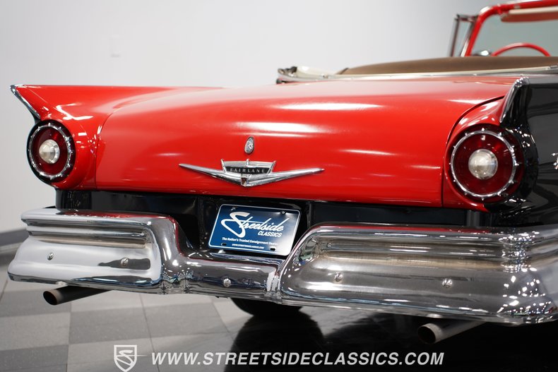 Unknown-Fairlane-1957-Black-Red-28