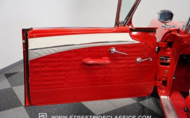 Unknown-Fairlane-1957-Black-Red-33