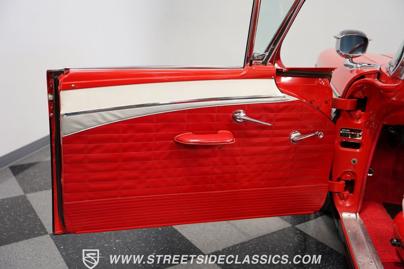 Unknown-Fairlane-1957-Black-Red-33