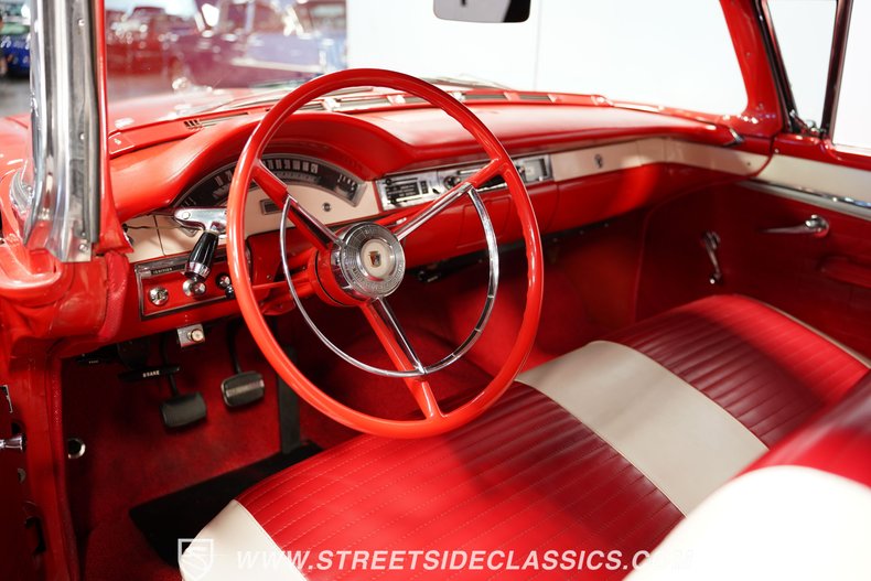 Unknown-Fairlane-1957-Black-Red-35