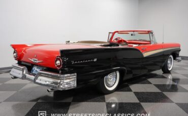 Unknown-Fairlane-1957-Black-Red-4