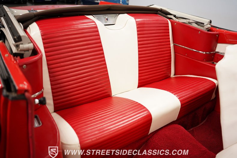 Unknown-Fairlane-1957-Black-Red-42