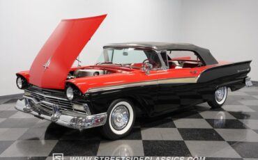 Unknown-Fairlane-1957-Black-Red-44