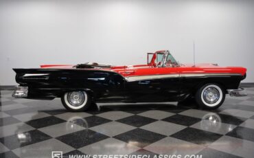 Unknown-Fairlane-1957-Black-Red-5
