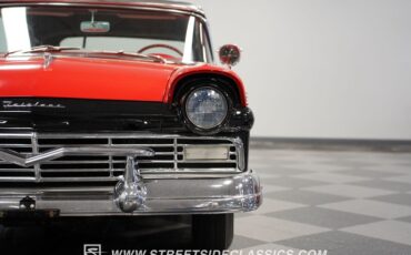 Unknown-Fairlane-1957-Black-Red-8
