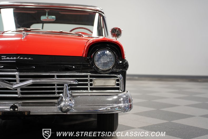 Unknown-Fairlane-1957-Black-Red-8