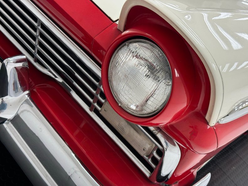 Unknown-Fairlane-1957-Flame-Red-Black-12