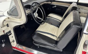 Unknown-Fairlane-1957-Flame-Red-Black-2