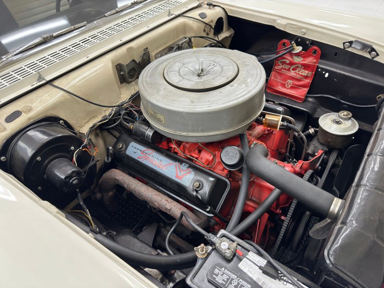 Unknown-Fairlane-1957-Flame-Red-Black-28