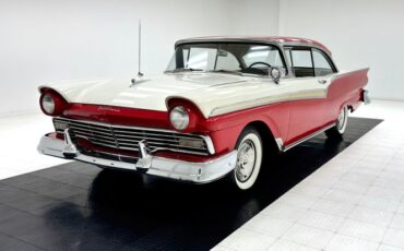 Unknown-Fairlane-1957-Flame-Red-Black-48