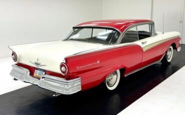 Unknown-Fairlane-1957-Flame-Red-Black-5