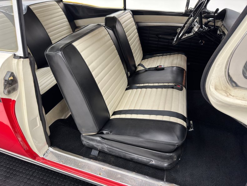 Unknown-Fairlane-1957-Flame-Red-Black-7