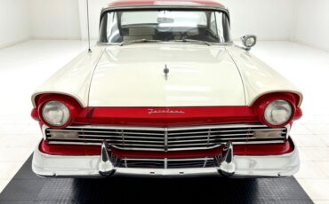 Unknown-Fairlane-1957-Flame-Red-Black-9