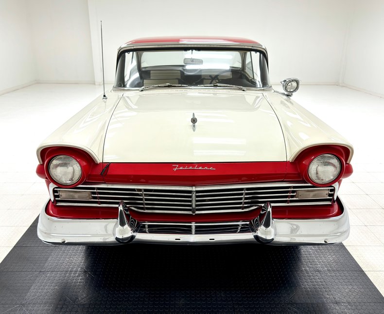Unknown-Fairlane-1957-Flame-Red-Black-9