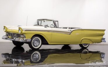 Unknown-Fairlane-1957-Inca-GoldColonial-W-WhiteBlack-14