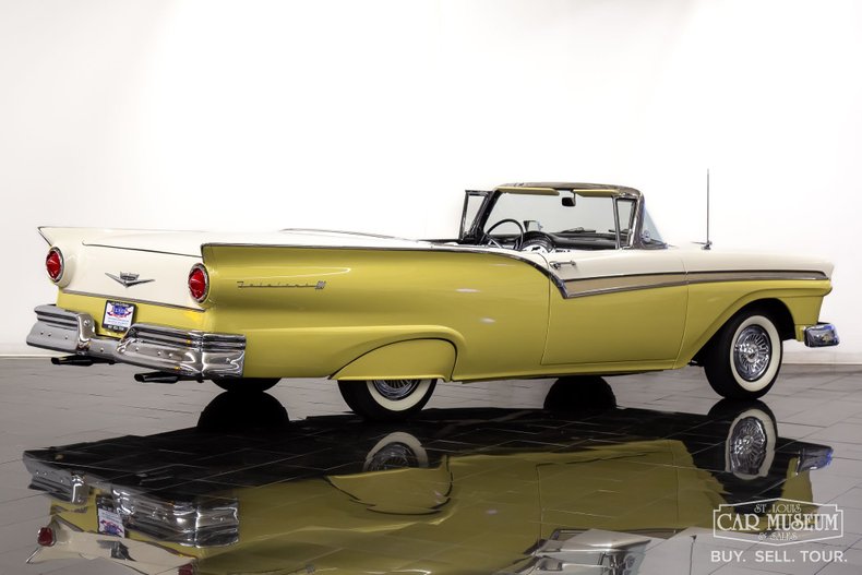 Unknown-Fairlane-1957-Inca-GoldColonial-W-WhiteBlack-22