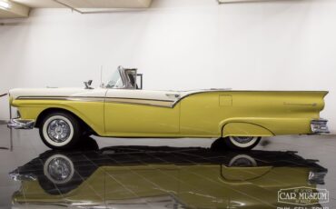 Unknown-Fairlane-1957-Inca-GoldColonial-W-WhiteBlack-7