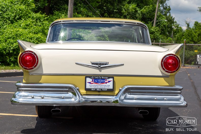 Unknown-Fairlane-1957-Inca-GoldColonial-W-WhiteBlack-9