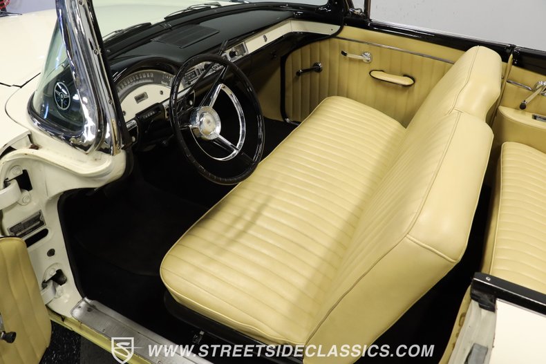 Unknown-Fairlane-1957-Light-Yellow-Tan-3