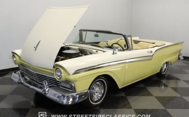 Unknown-Fairlane-1957-Light-Yellow-Tan-35