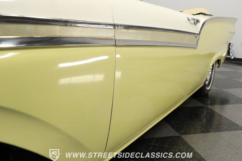 Unknown-Fairlane-1957-Light-Yellow-Tan-5