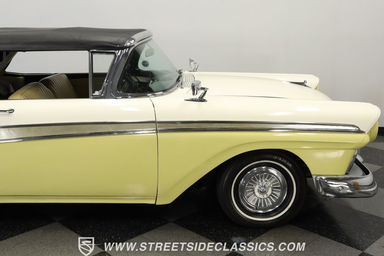 Unknown-Fairlane-1957-Light-Yellow-Tan-7