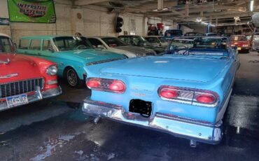 Unknown-Fairlane-1958-Blue-1