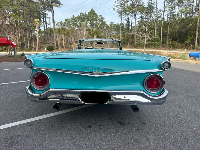 Unknown-Fairlane-1959-Blue-1