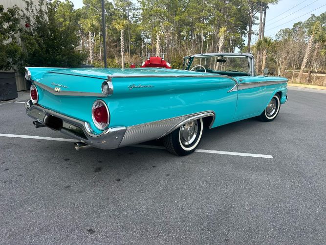 Unknown-Fairlane-1959-Blue-2