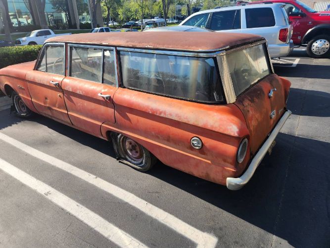 Unknown-Fairlane-1960-2