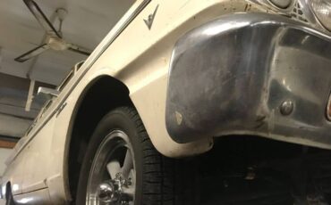 Unknown-Fairlane-1963-White-1