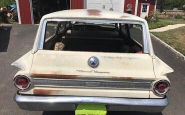 Unknown-Fairlane-1963-White-6