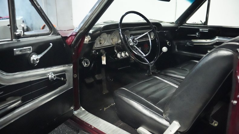 Unknown-Fairlane-1964-Vintage-Burgundy-Black-2