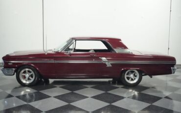 Unknown-Fairlane-1964-Vintage-Burgundy-Black
