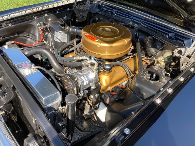 Unknown-Fairlane-1965-Black-Red-12