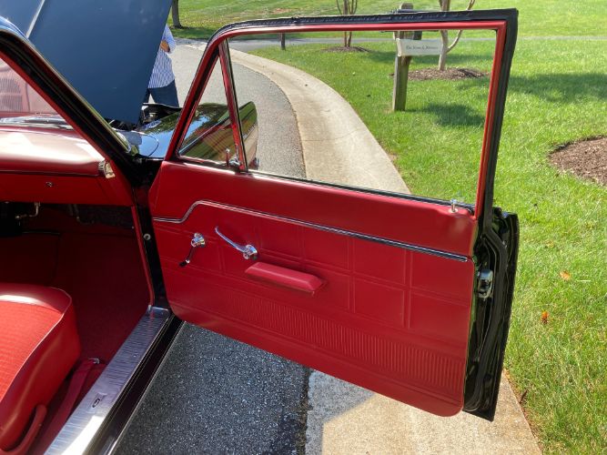 Unknown-Fairlane-1965-Black-Red-13