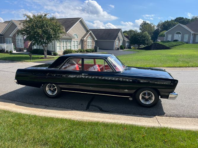 Unknown-Fairlane-1965-Black-Red-19