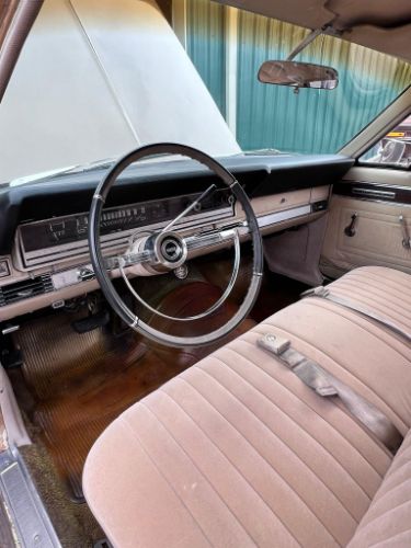 Unknown-Fairlane-1966-Metallic-Gold-12