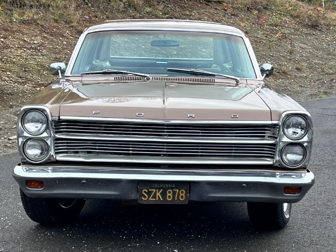 Unknown-Fairlane-1966-Metallic-Gold-19