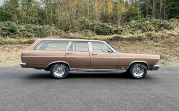 Unknown-Fairlane-1966-Metallic-Gold-20