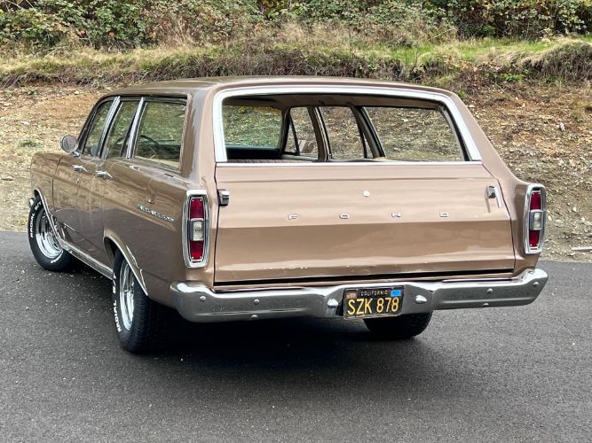 Unknown-Fairlane-1966-Metallic-Gold-23