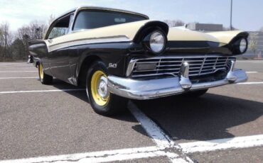 Unknown-Fairlane-500-1957-Black-16