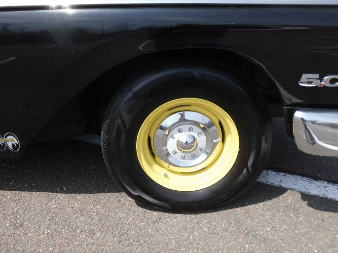 Unknown-Fairlane-500-1957-Black-2
