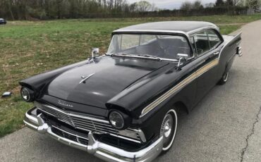Unknown-Fairlane-500-1957-Black-Black-1