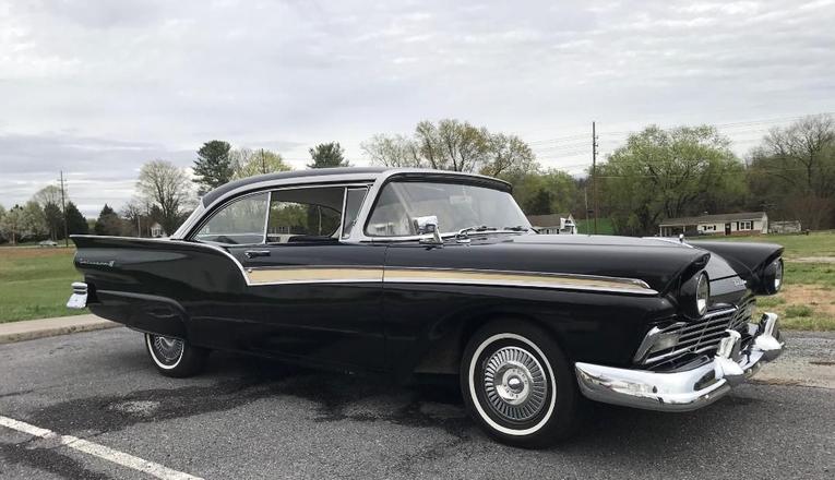 Unknown-Fairlane-500-1957-Black-Black-18