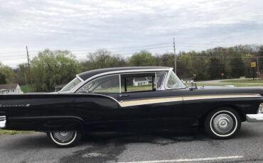Unknown-Fairlane-500-1957-Black-Black-23