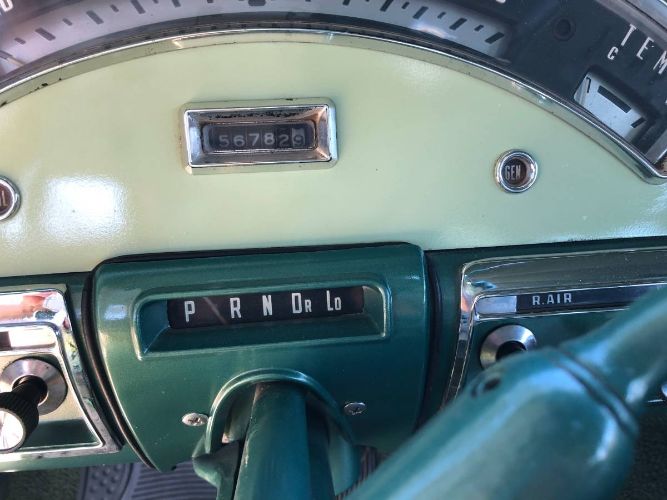 Unknown-Fairlane-500-1957-Green-5